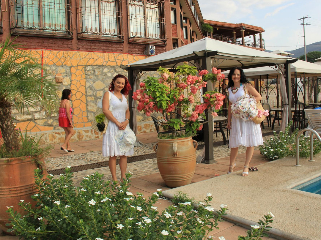 River Side Hotel主图