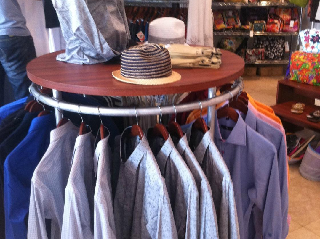 Funky Monkey Lifestyle Wear-大开曼岛必去景点