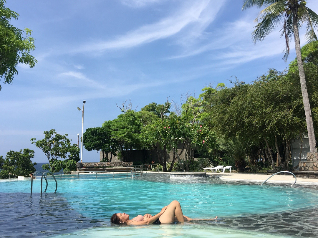 阿土郎海边度假酒店主图