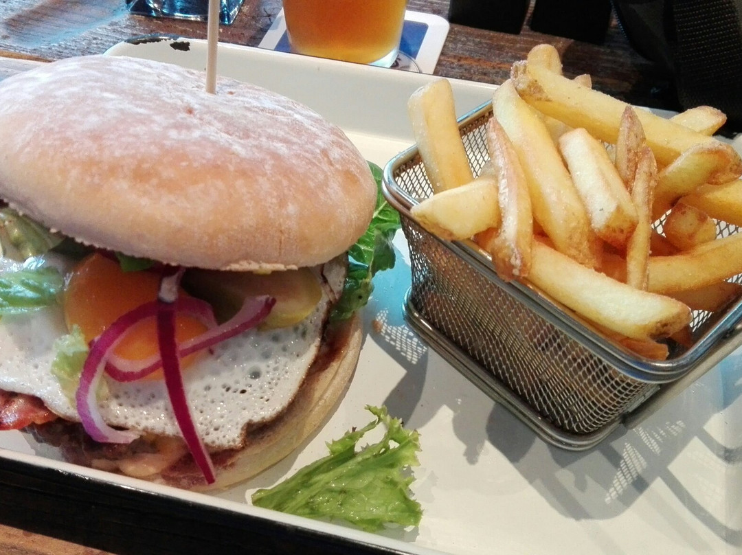 不来梅港餐馆和美食-B-Burger Bar