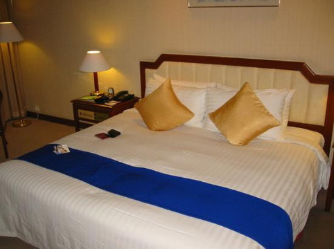 虹口大柏树亚朵酒店主图