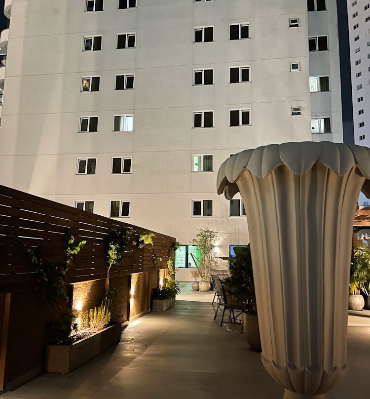 希巴拉温泉和会议酒店主图