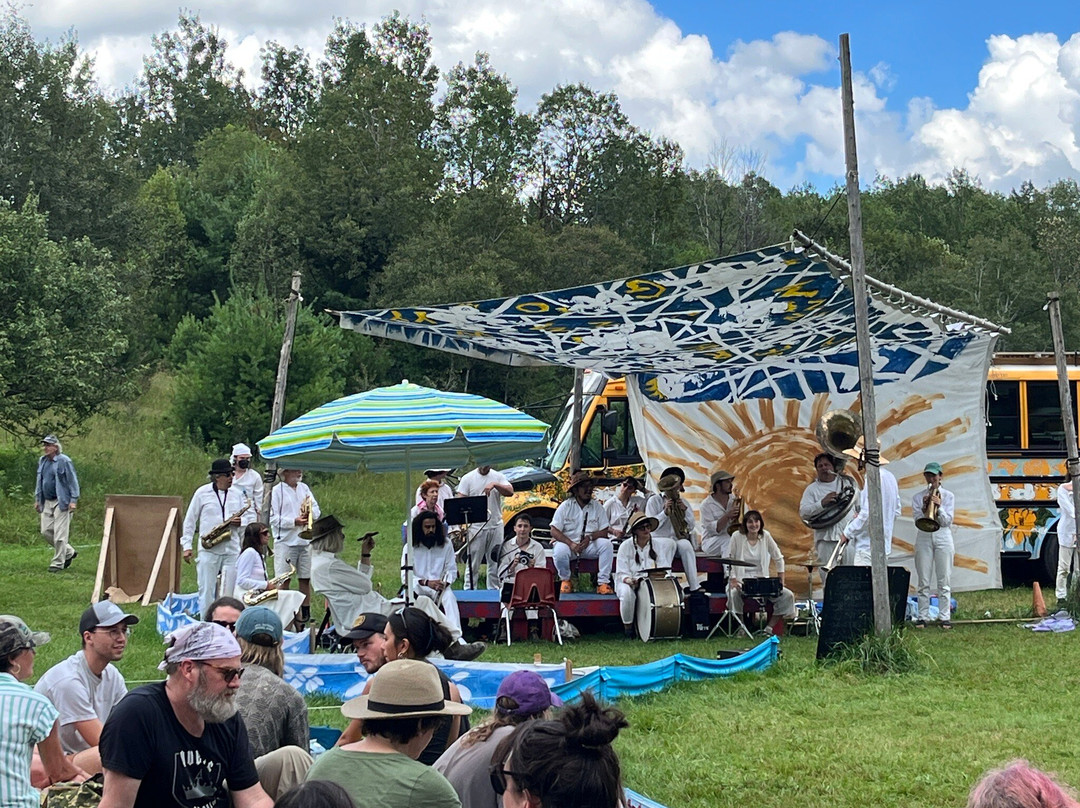 Bread and Puppet Theater-Glover必去景点