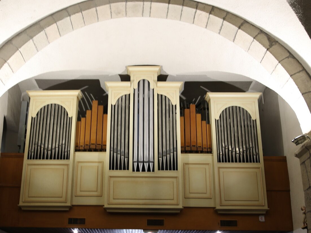 Eglise Saint Pierre de Chalençon-Chalencon必去景点