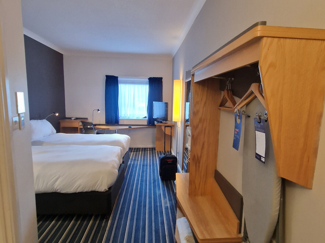 Holiday Inn Express Northampton - South By IHG主图