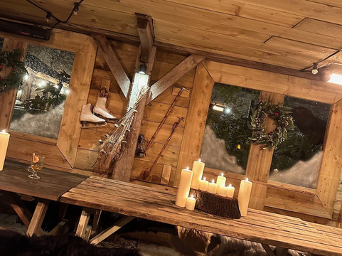 公牛与天鹅酒店主图