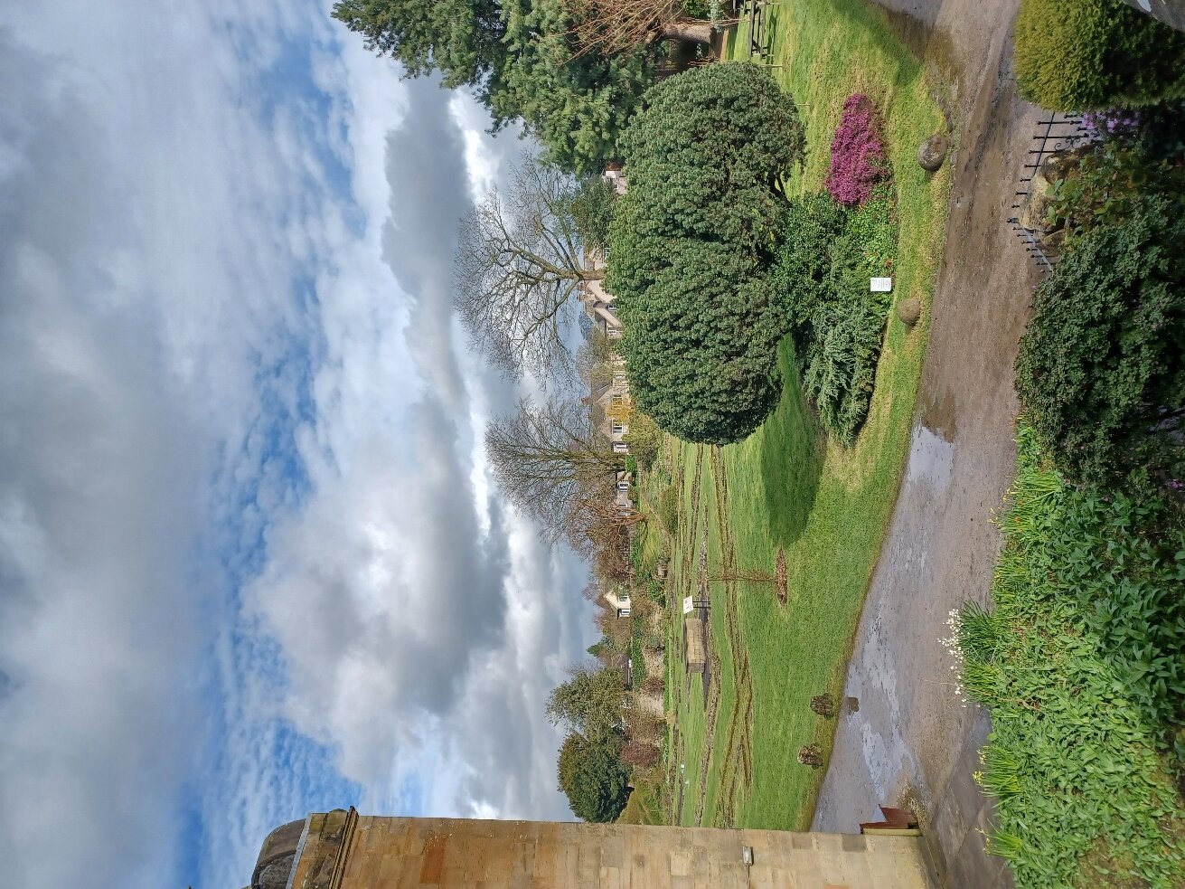 Whalley Abbey-官方