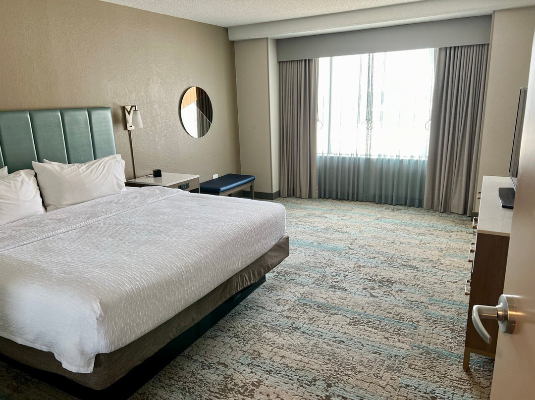 Homewood Suites by Hilton Toledo Downtown主图