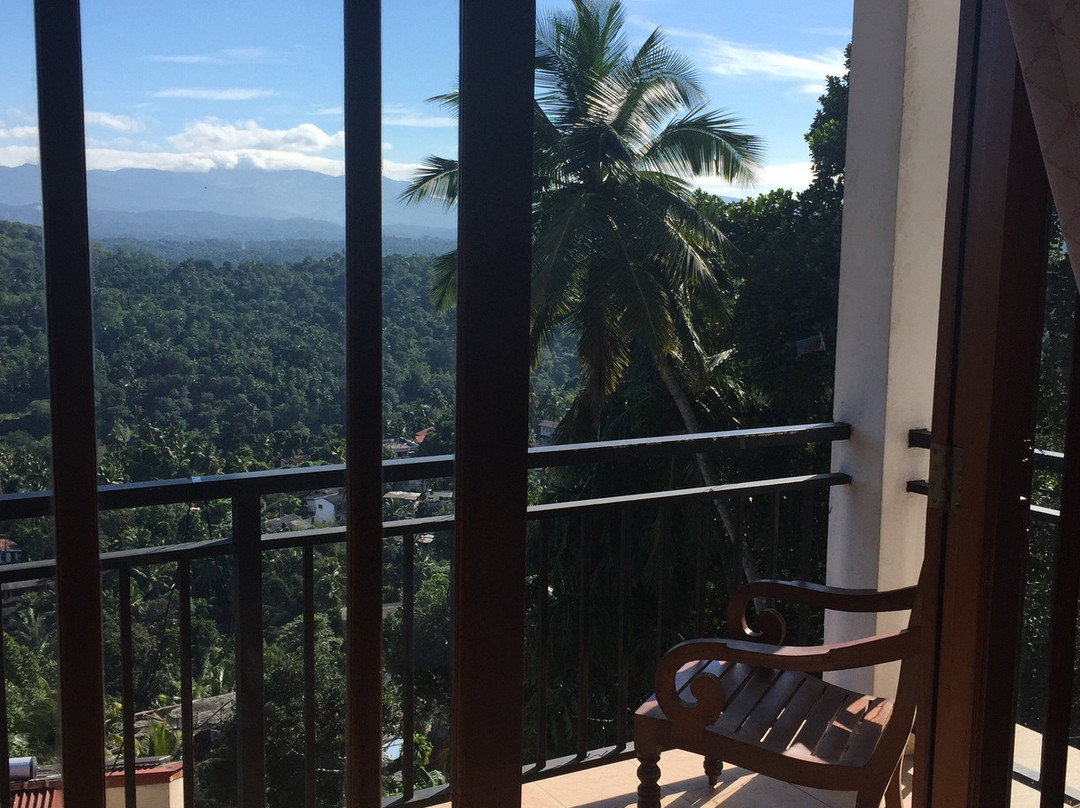 Serenity Hill Oasis主图