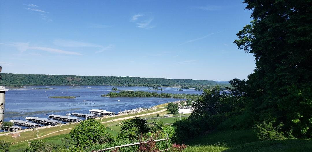 Eagle View Motel主图