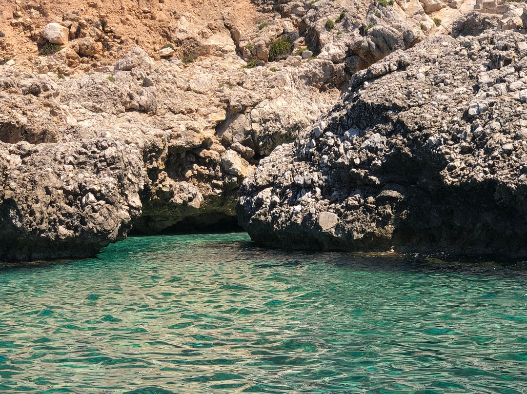 Levanzo in Barca-Levanzo必去景点