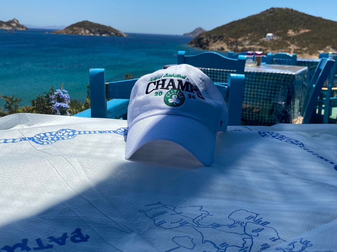 Porto Scoutari Romantic Hotel主图