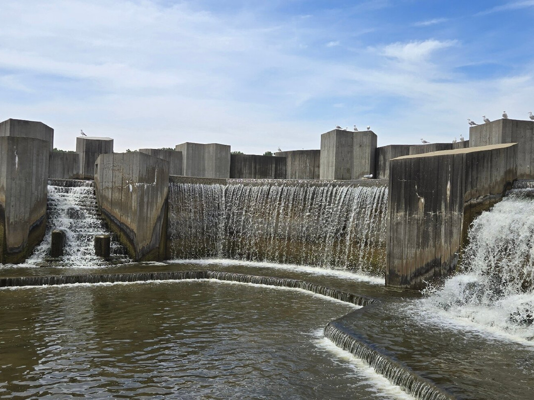 Stepping Stone Falls-弗林特必去景点
