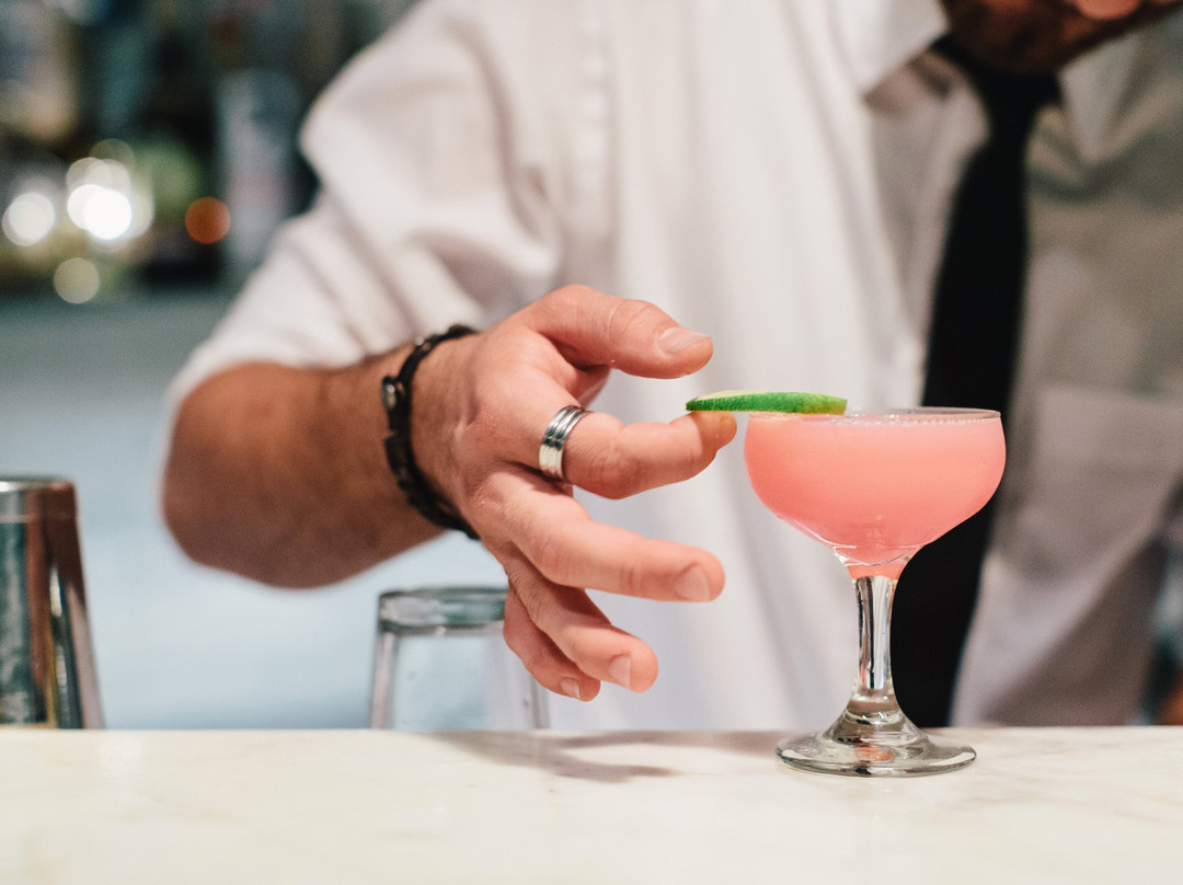 比佛利山庄阿瓦隆酒店主图