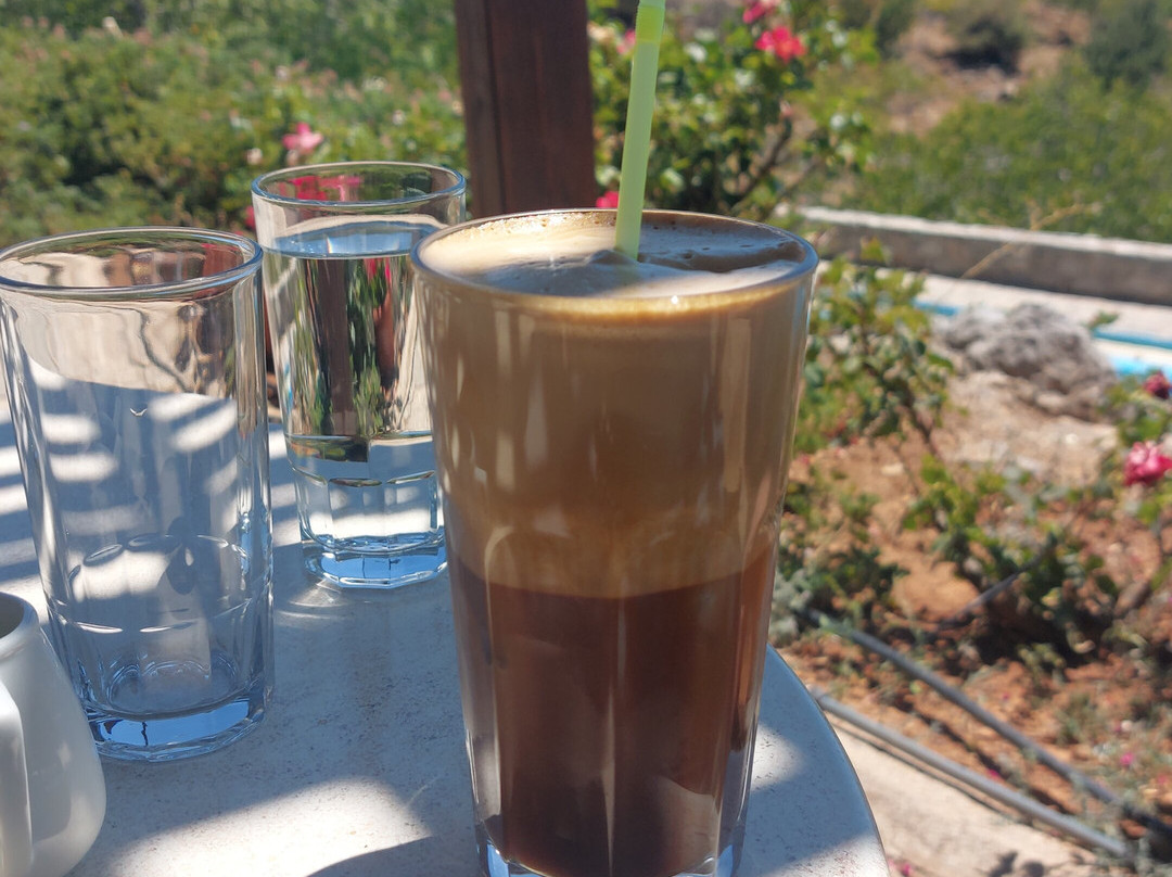 Arodamos Guesthouse主图