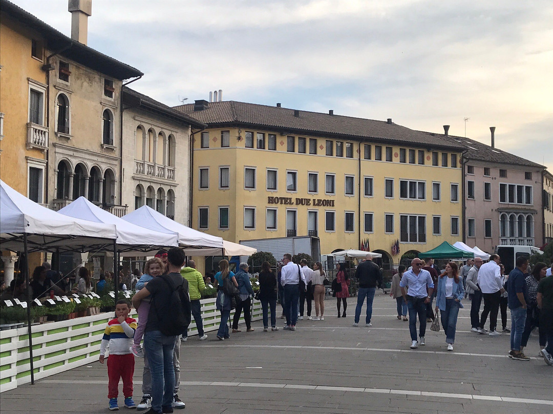 Piazza del Popolo di Sacile景点图片