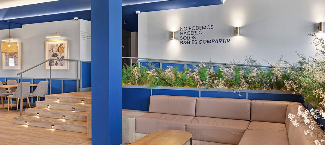 斯多瑞梅赫罗纳酒店主图