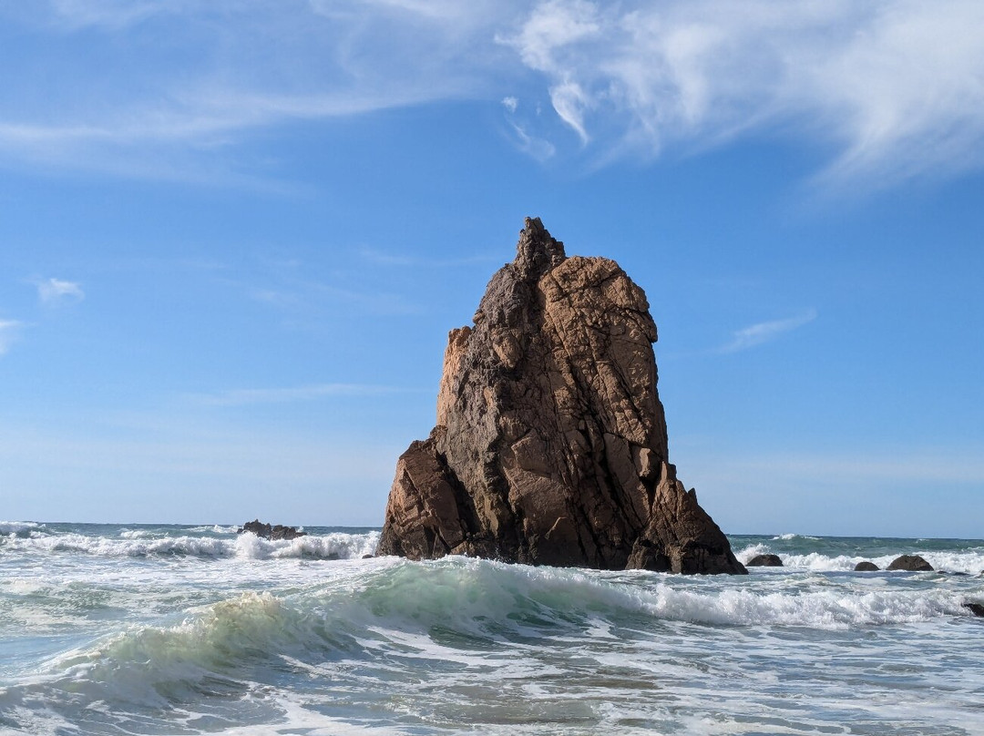 Praia da Aroeira景点图片