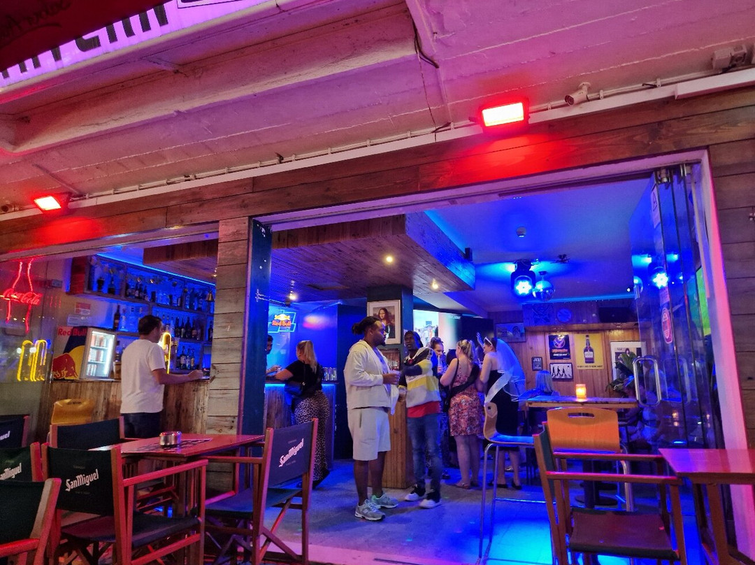 Tavern 85.