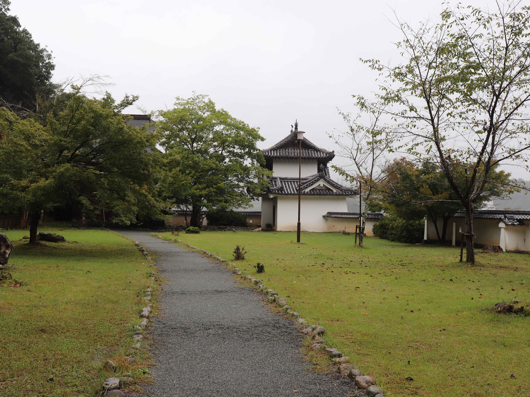 The Izushi Castle Ruins-丰冈市必去景点