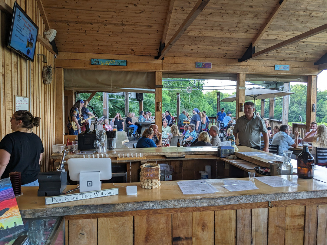 Flying Otter Vineyard & Winery-Adrian必去景点