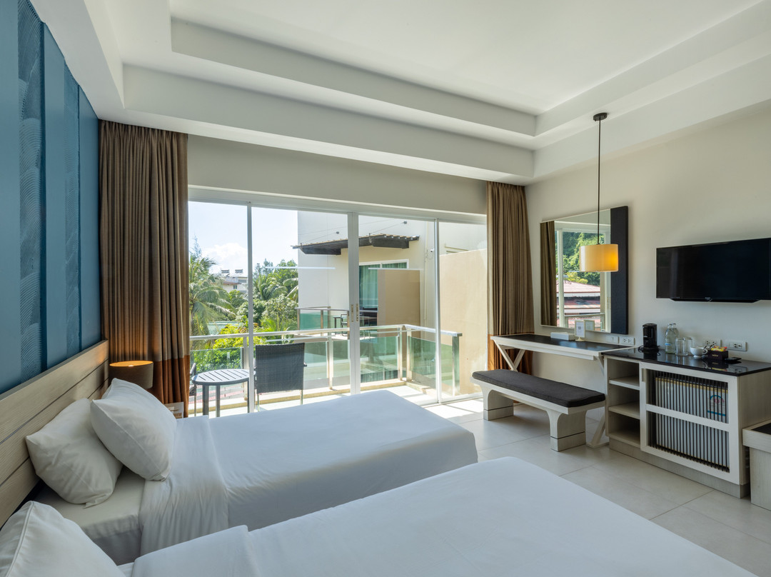 纳文达甲米主图