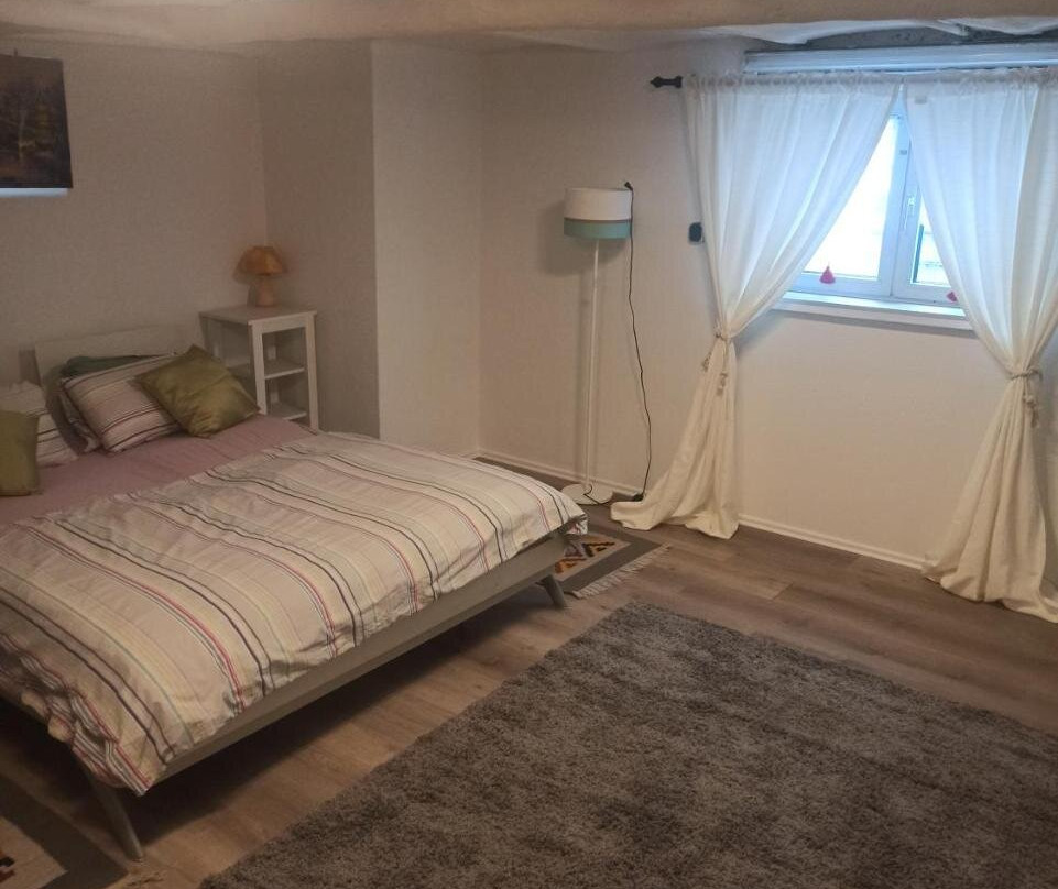 1 Oder 2 Monteurzimmer Nahe Flughafen