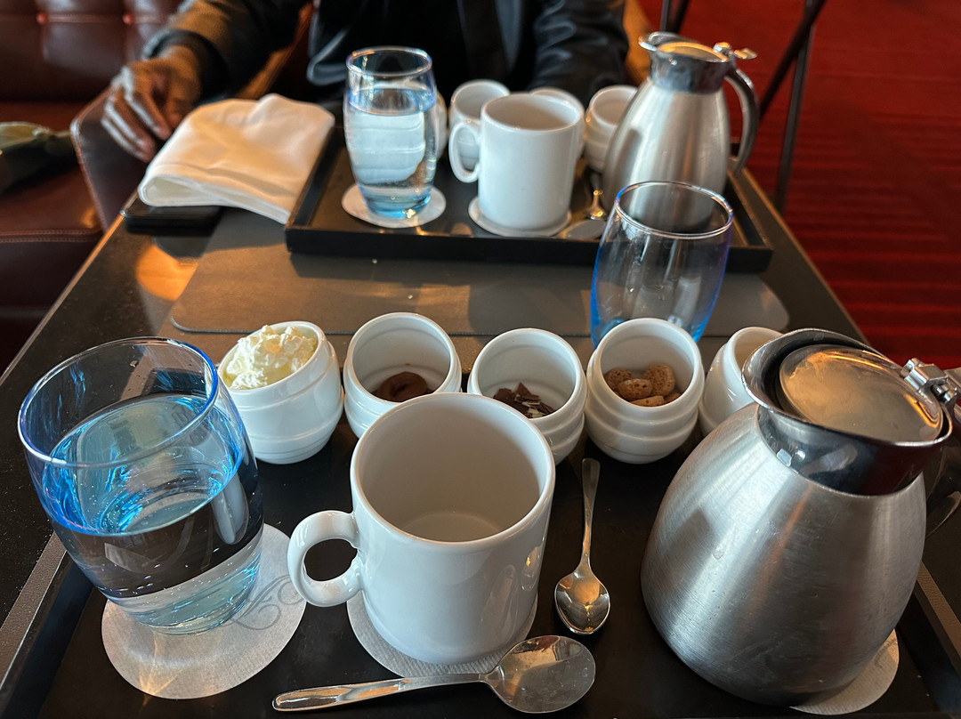 坎品斯基日内瓦大酒店主图