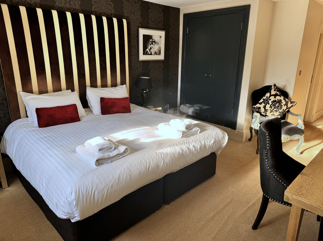 The Kings Head Country Hotel主图