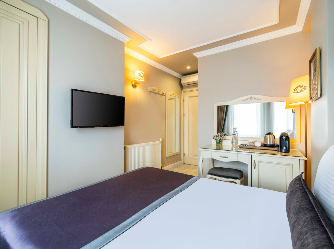 雷蒙德酒店主图