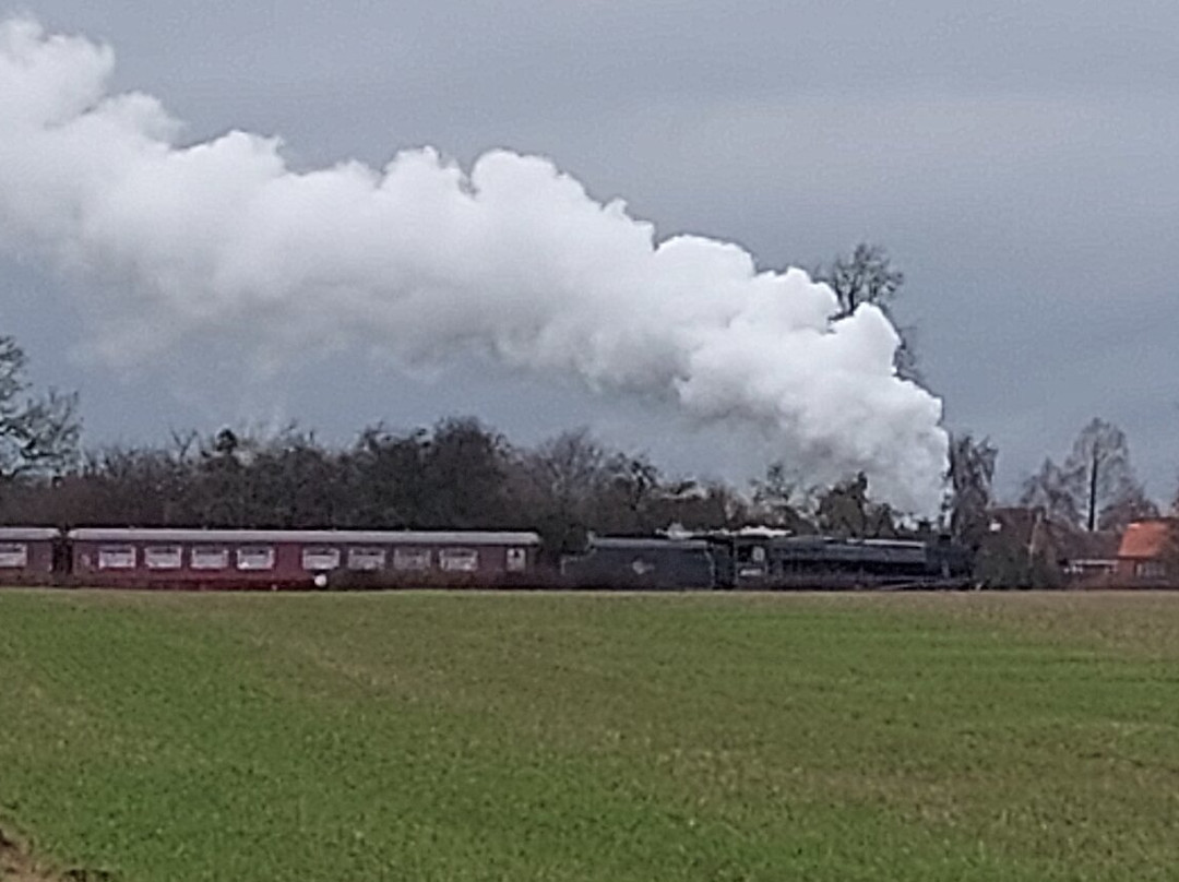 三个桶匠酒店主图