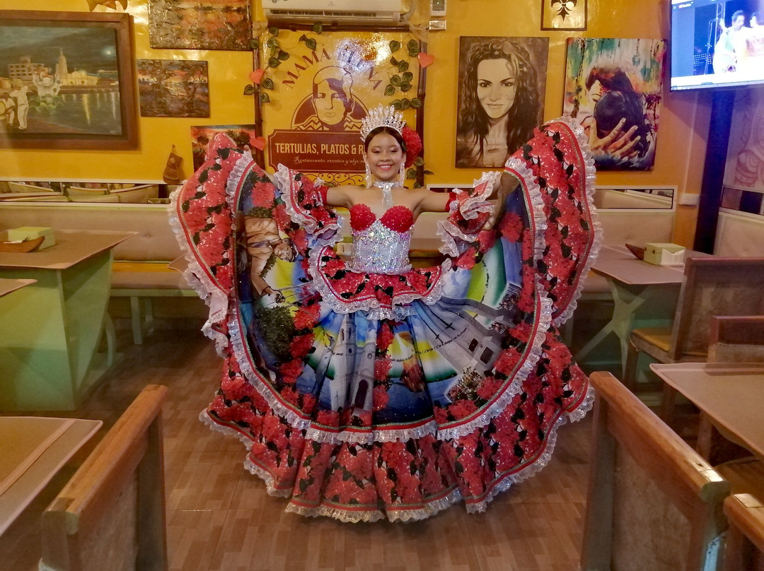 Casa Restaurante Mamá Elena