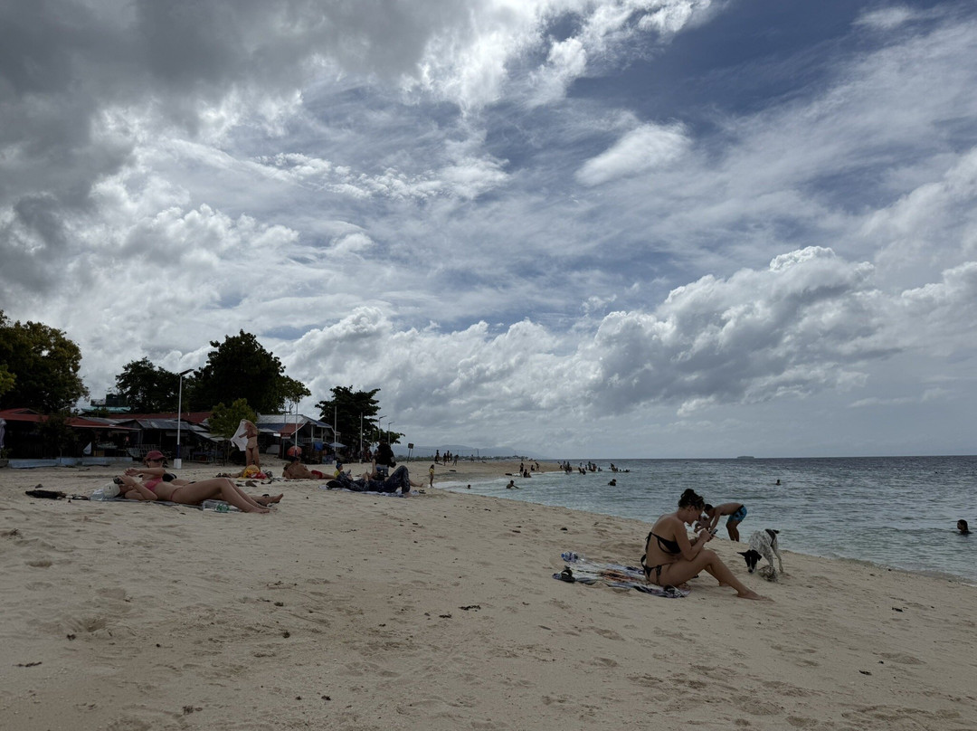 Basdaku White Beach景点图片