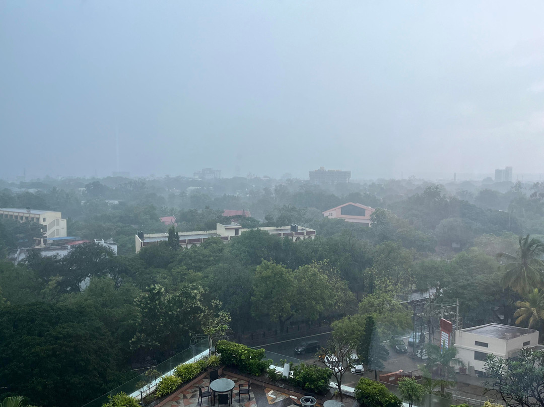 泰苏里亚威安塔酒店主图