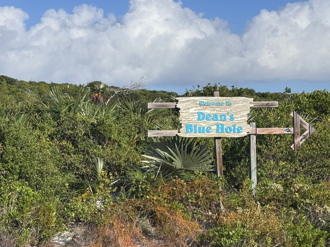 Dean's Blue Hole-Clarence Town必去景点