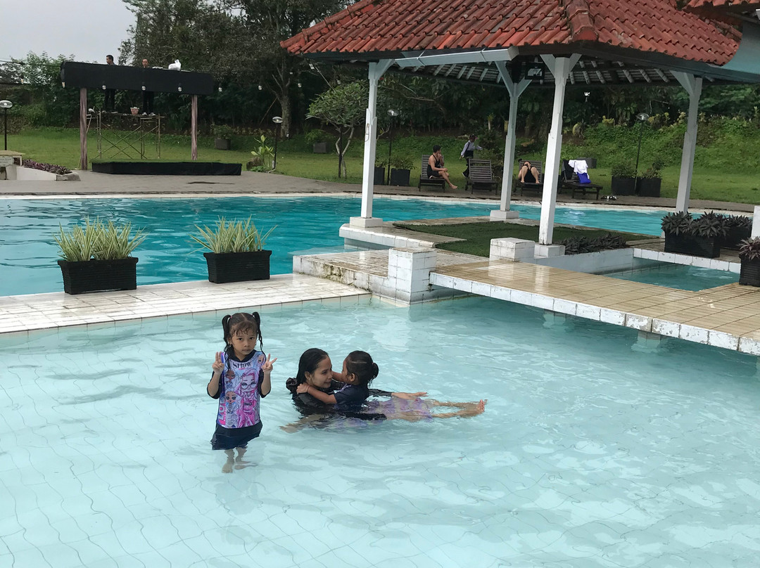 Royal Trawas Hotel & Cottages主图