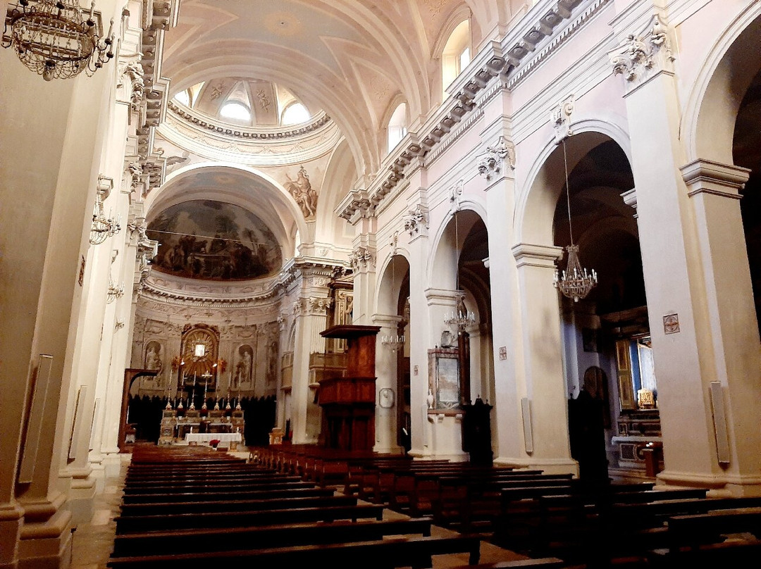Santa Maria Assunta-Cagli必去景点
