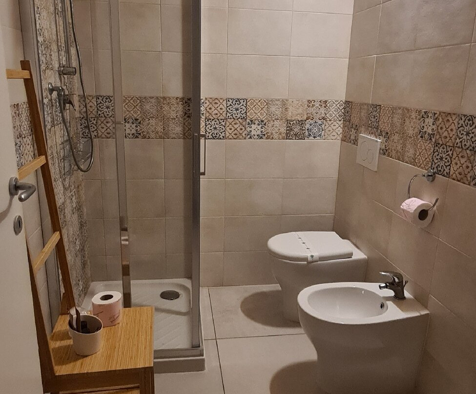 Via Siena 4 - Suites & Rooms