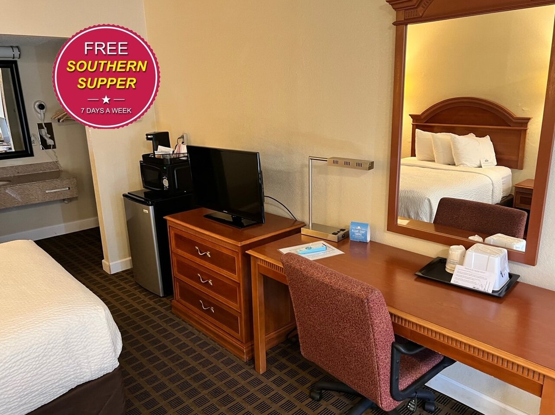 Days Inn By Wyndham Asheville West主图