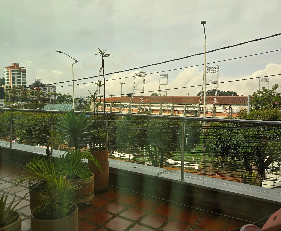 Hotel El Coliseo主图