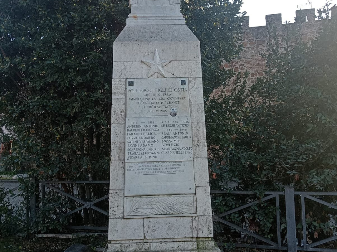 Monumento Ai Caduti Di Ostia