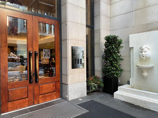 艾米塔什酒店主图