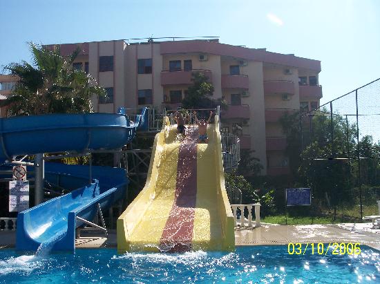 Green Park Apart Hotel-泳池