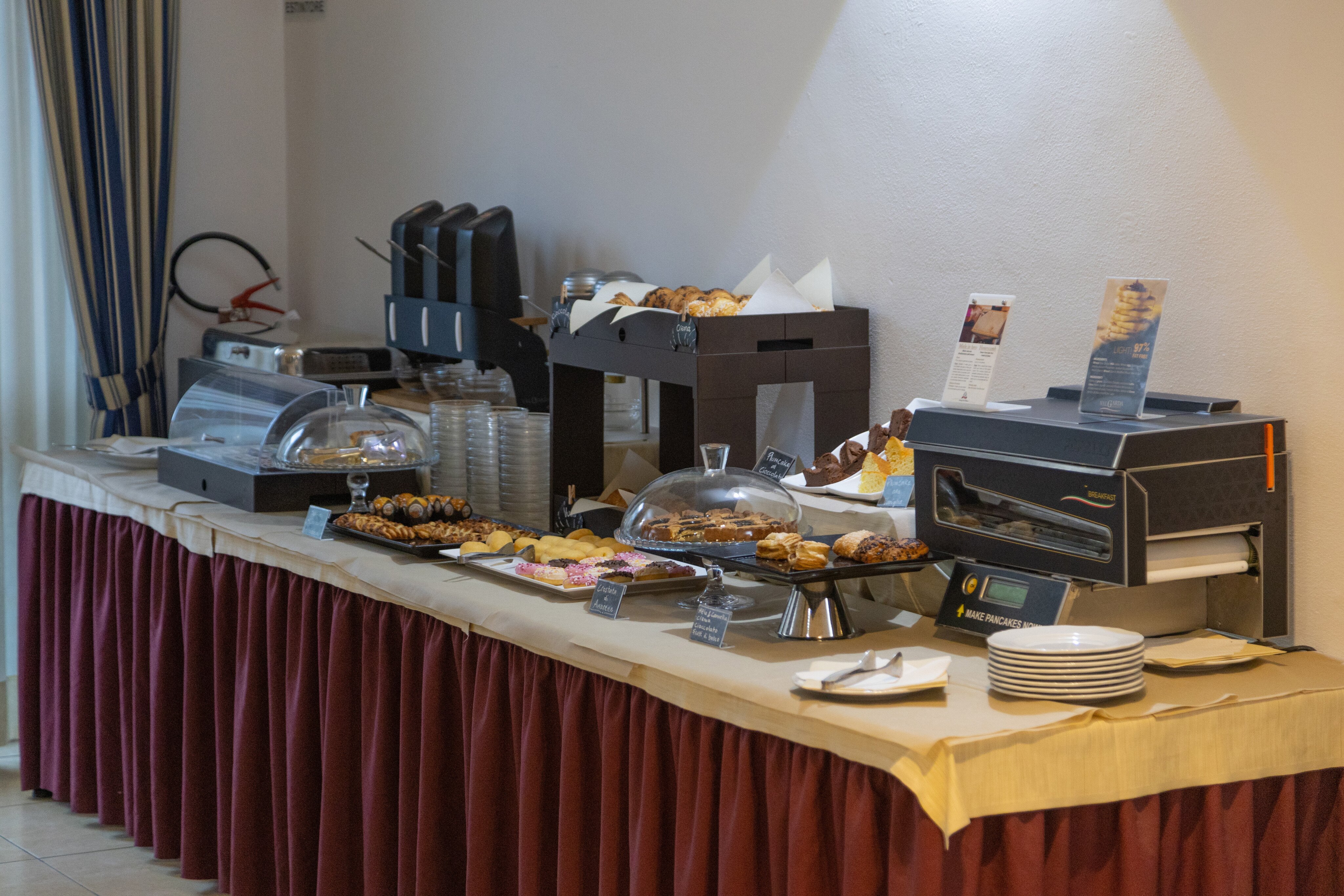 都耶庞蒂皇宫酒店-餐饮