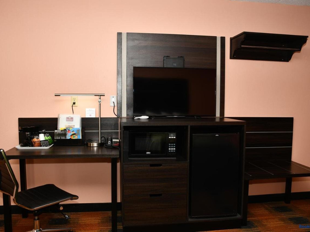 Regency Inn & Suites