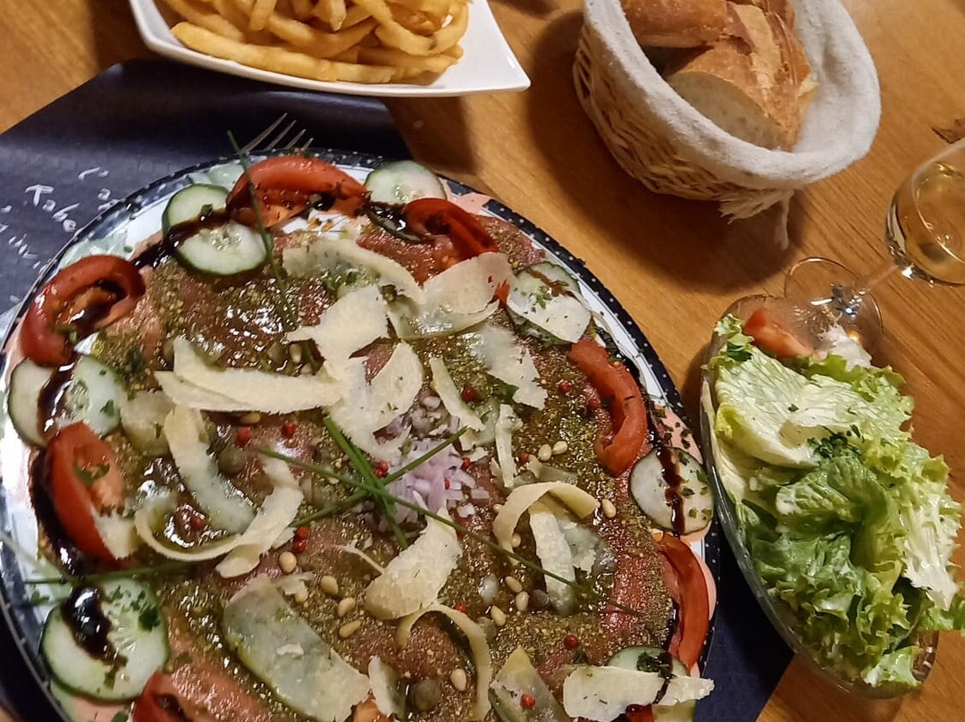 Au Fief Du Chateau主图