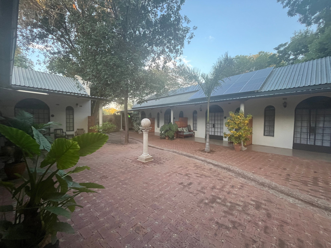 The Courtney Lodge主图