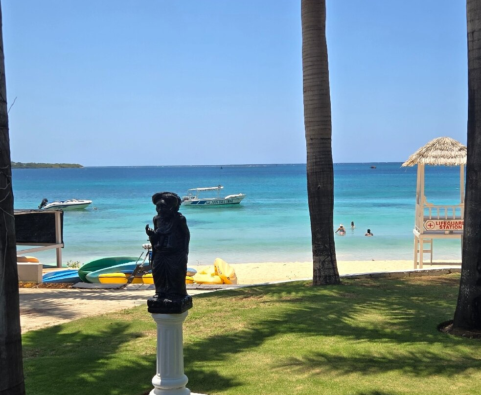 Puerto Seco Beach-发现湾必去景点