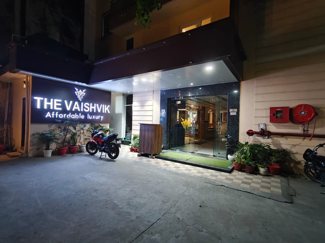 Hotel The Vaishvik主图