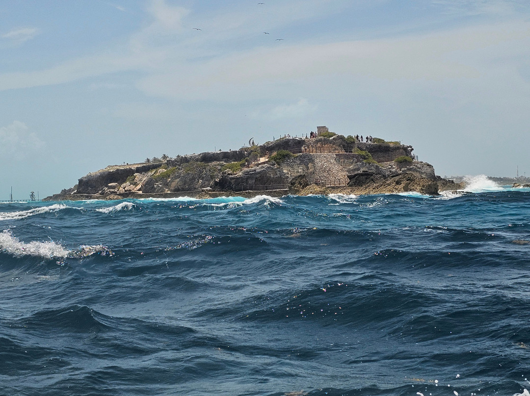Pamela Tours Fishing & Snorkeling-女人岛必去景点